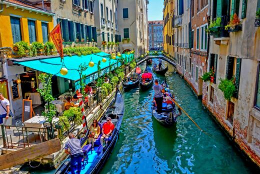 Read more about the article Βενετία. Έχω και γόνδολα πάμε μια βόλτα;