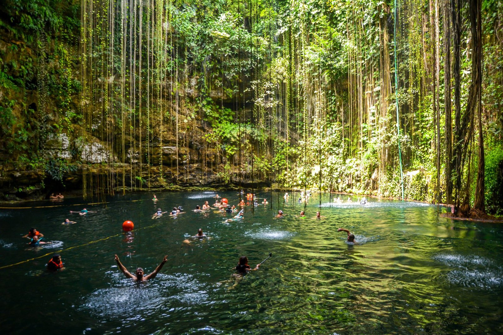 Read more about the article Κολύμπι σε cenote στο Γιουκατάν του Μεξικό!