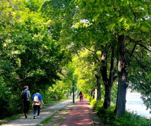 Ποδηλατώντας στο νησί της Μαργαρίτας<br>Εκεί που η Βούδα συναντά την Πέστη!
