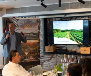 Road Show της ΕΘΕΑΣ για τις Ποικιλίες ΠΓΕ Ηπείρου και Κυκλάδων στη Θεσσαλονίκη