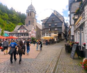 Monschau<br>Το κρυμμένο «παραμύθι» της Γερμανίας που αξίζει να ανακαλύψετε!