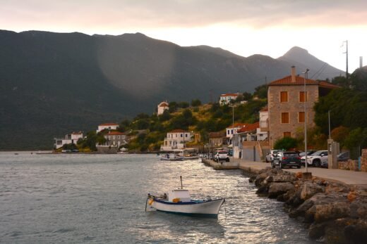Read more about the article Γέρακας Λακωνίας<br>Ταξίδι στο κρυμμένο «φιορδ» της Ελλάδας!